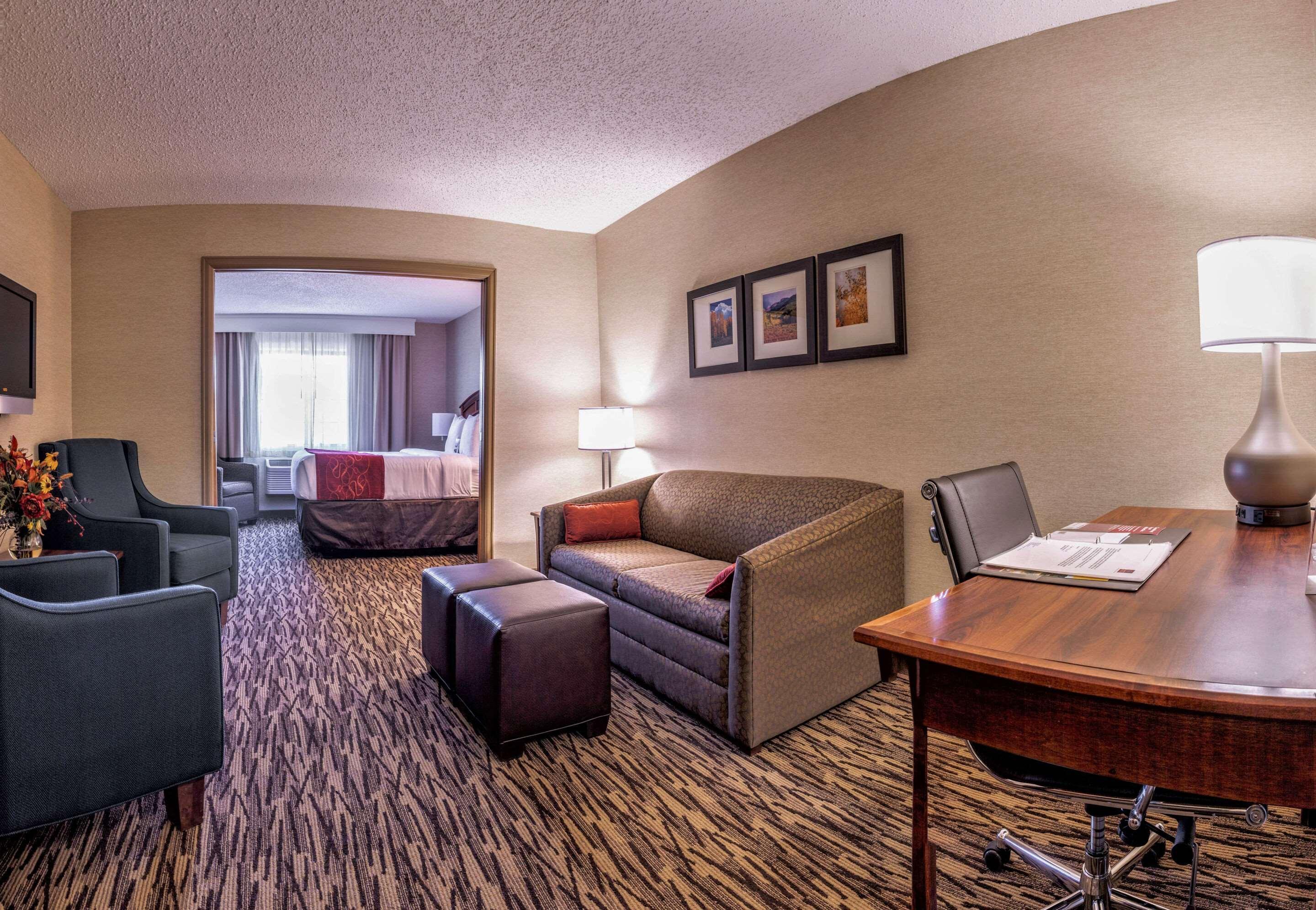 Comfort Suites Golden West On Evergreen Parkway Exterior foto