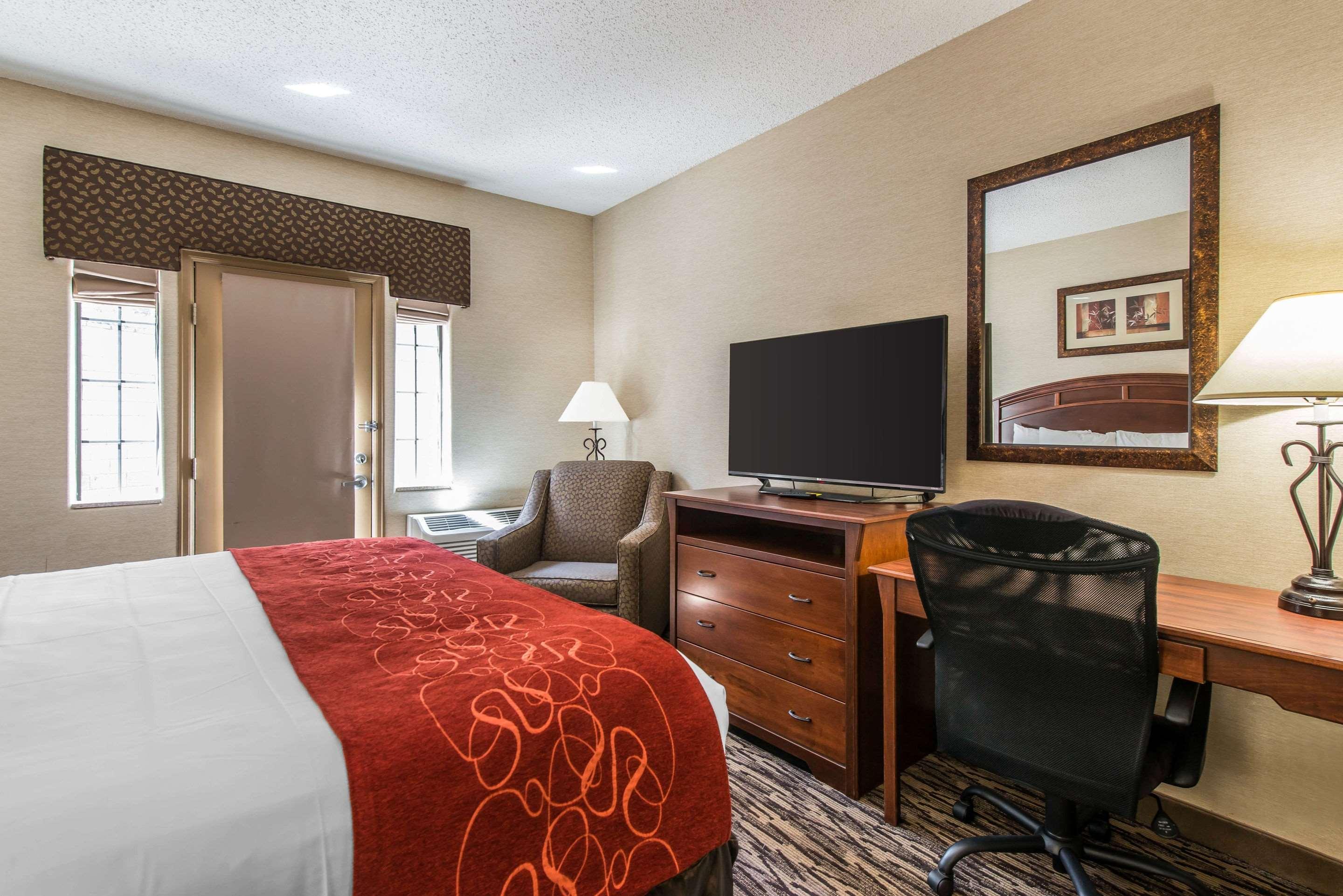 Comfort Suites Golden West On Evergreen Parkway Exterior foto